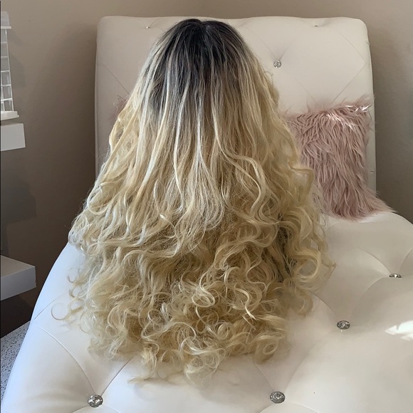 NWT ManeConcept BrownSugar Seamless Lace Front Wig - Picture 5 of 8